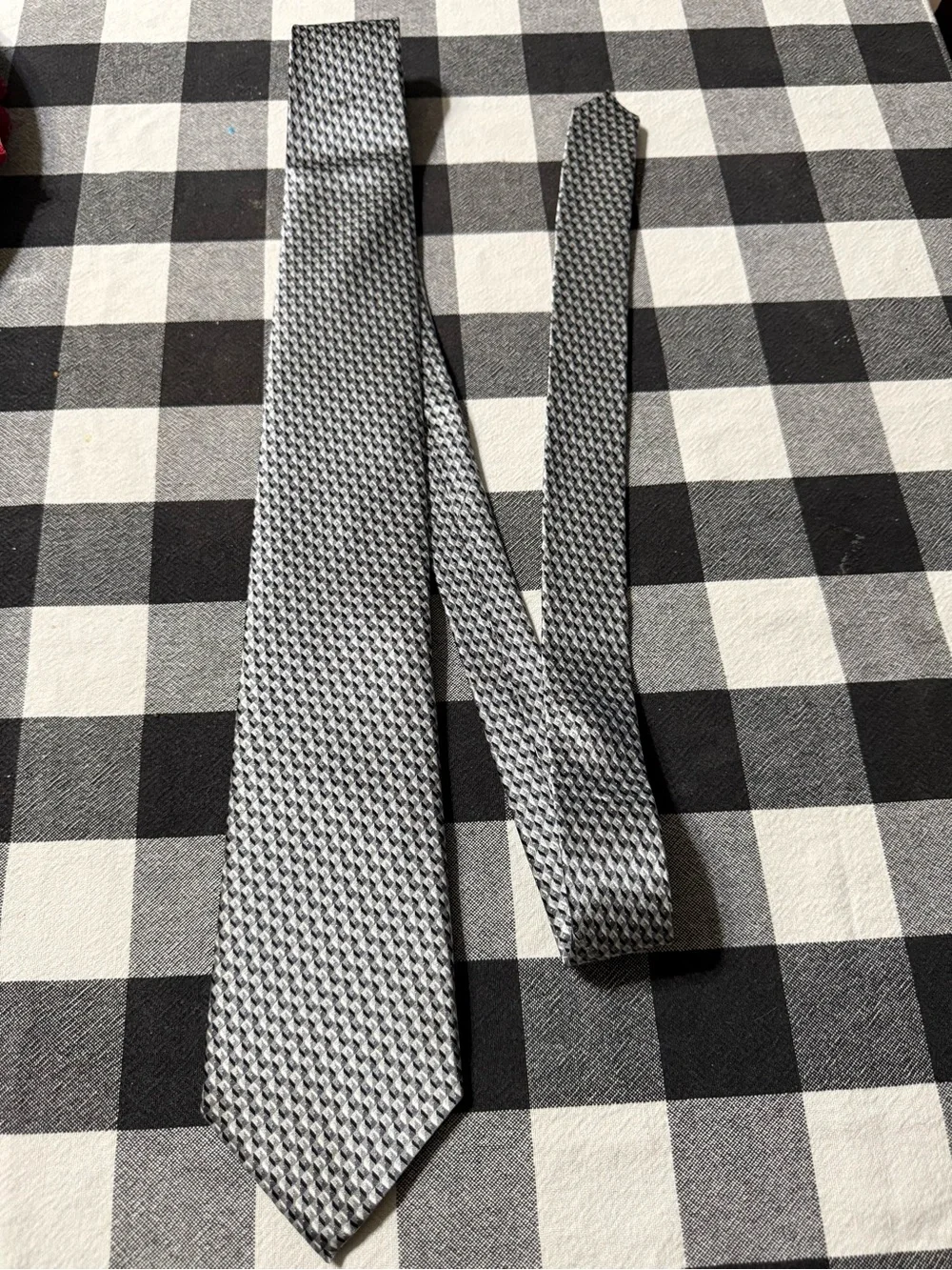 Arrow Black and White Geometric Silk Tie